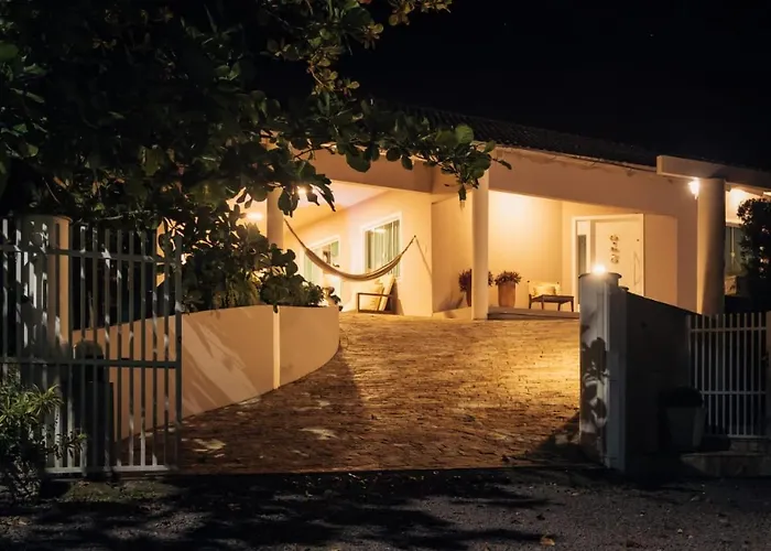 Casa Confortavel Em Local Tranquilo.